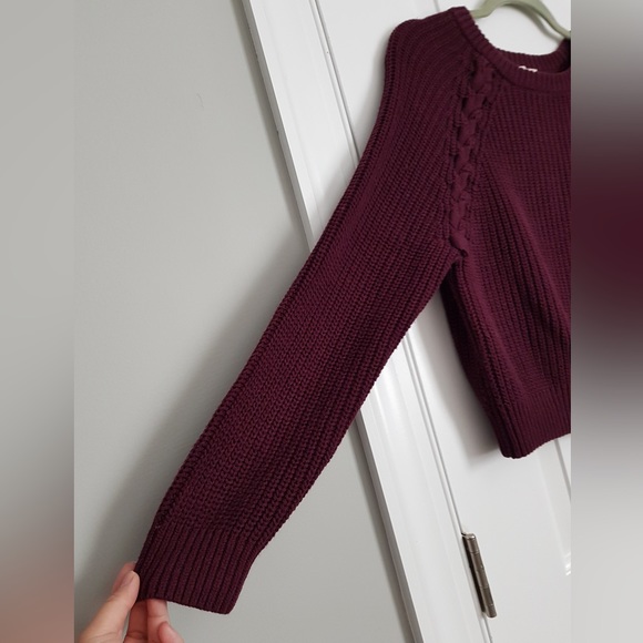 Knitted Sweater - Picture 8 of 9